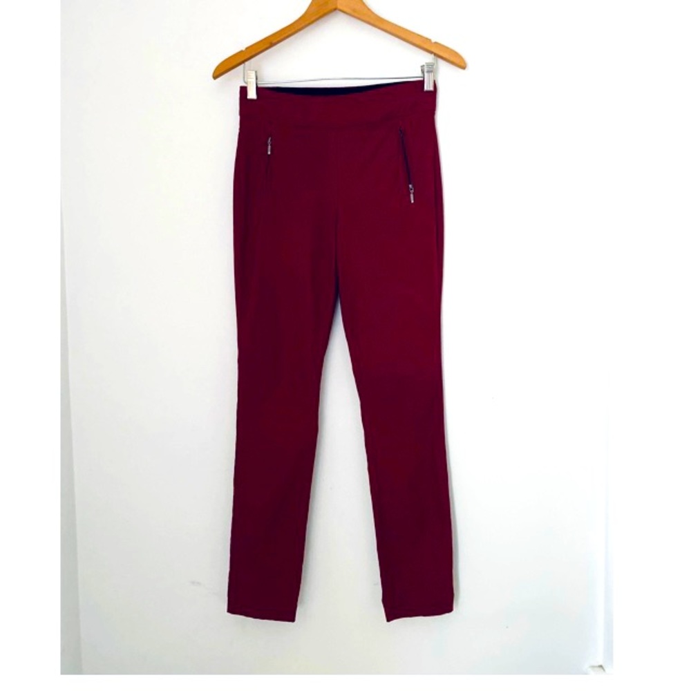 Violette maroon pants. Size S